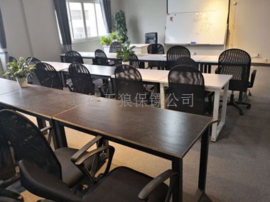 临近开学上海某学校雇佣上海远德天狼专业保镖，增强防备